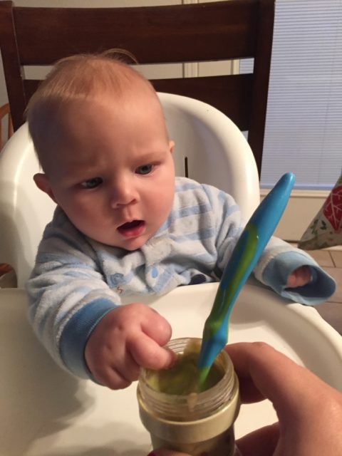 When Your Baby Begins Starting Solids: 3 Reasons to Delay
